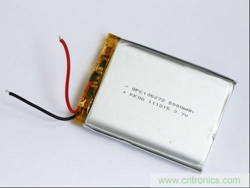 圖4:移動(dòng)電源內部的鋰聚合物電芯