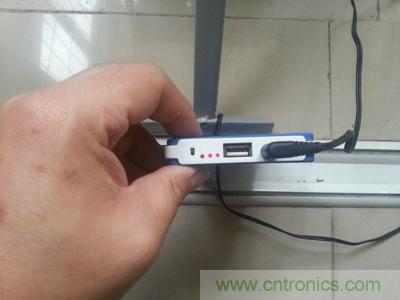 手工打造太陽(yáng)能充電照明系統:點(diǎn)亮LED給手機充電