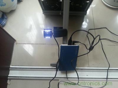 手工打造太陽(yáng)能充電照明系統:點(diǎn)亮LED給手機充電