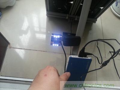 手工打造太陽(yáng)能充電照明系統:點(diǎn)亮LED給手機充電