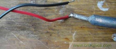 想減少電費嗎？DIY一個(gè)迷你風(fēng)力發(fā)電機吧