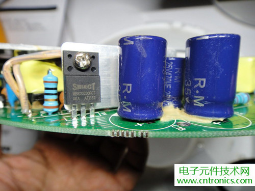 高端大氣上檔次！智能遙控調光LED吸頂燈拆解