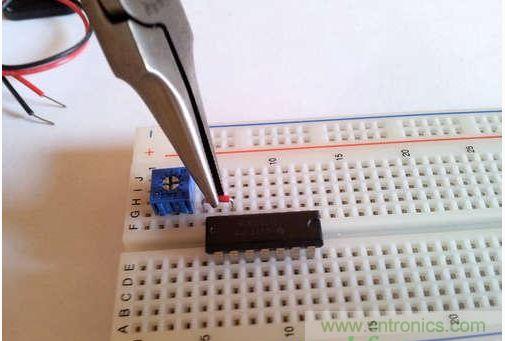 DIY：教你10分鐘自制光線(xiàn)探測器 