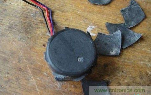 創(chuàng  )意DIY！迷你風(fēng)力發(fā)電機！