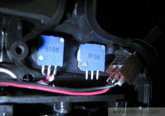 無(wú)人機 DIY 制作全過(guò)程，酷得不要不要的！