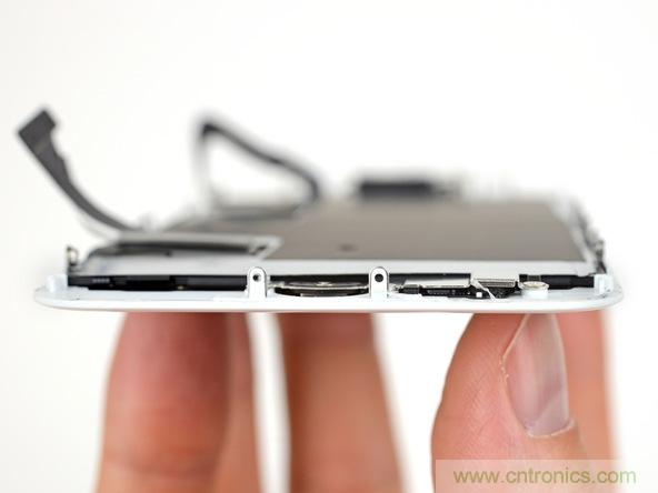 iPhone 8首拆：無(wú)線(xiàn)充電版本的iPhone 7？
