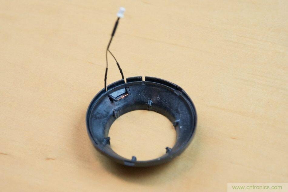 拆解戴森吹風(fēng)機：近三千元的價(jià)格貴在哪？