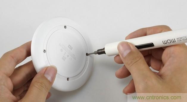 拆解對比：系出同門(mén)，小米、紫米無(wú)線(xiàn)充電器的差別有多大？