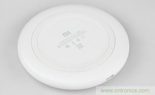 拆解對比：系出同門(mén)，小米、紫米無(wú)線(xiàn)充電器的差別有多大？