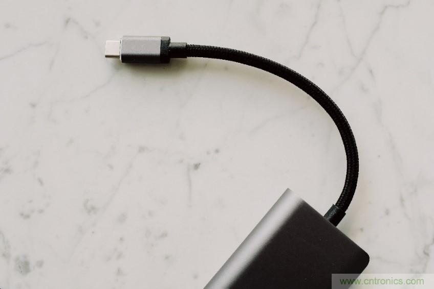 如何利用USB PD實(shí)現便攜式設備的快速充電