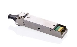 硅光技術(shù)新突破：意法半導體PIC100開(kāi)啟數據中心高能效時(shí)代