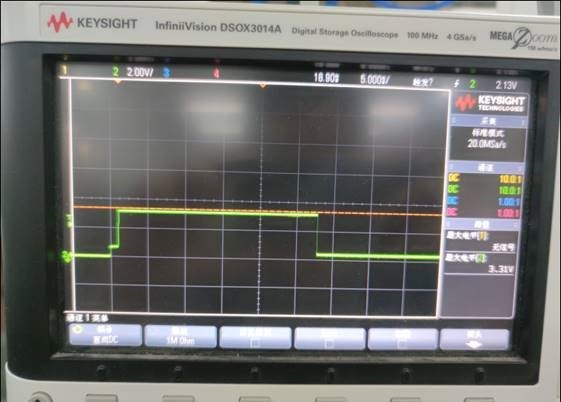 對于采用雙向自動(dòng)檢測IC TXB0104在電平轉換端口傳輸中組態(tài)的分析